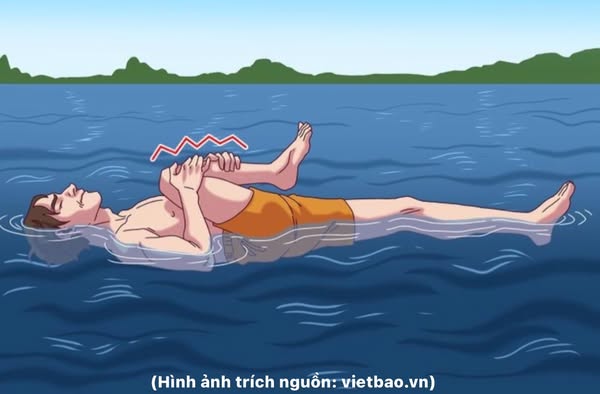 CHUỘT RÚT KHI BƠI – NGUY HIỂM KHÔNG THỂ XEM NHẸ!